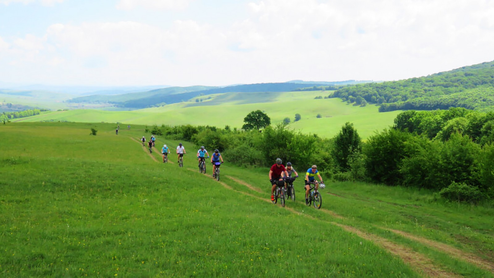 Gravel Tour in the Wilderness of Romania