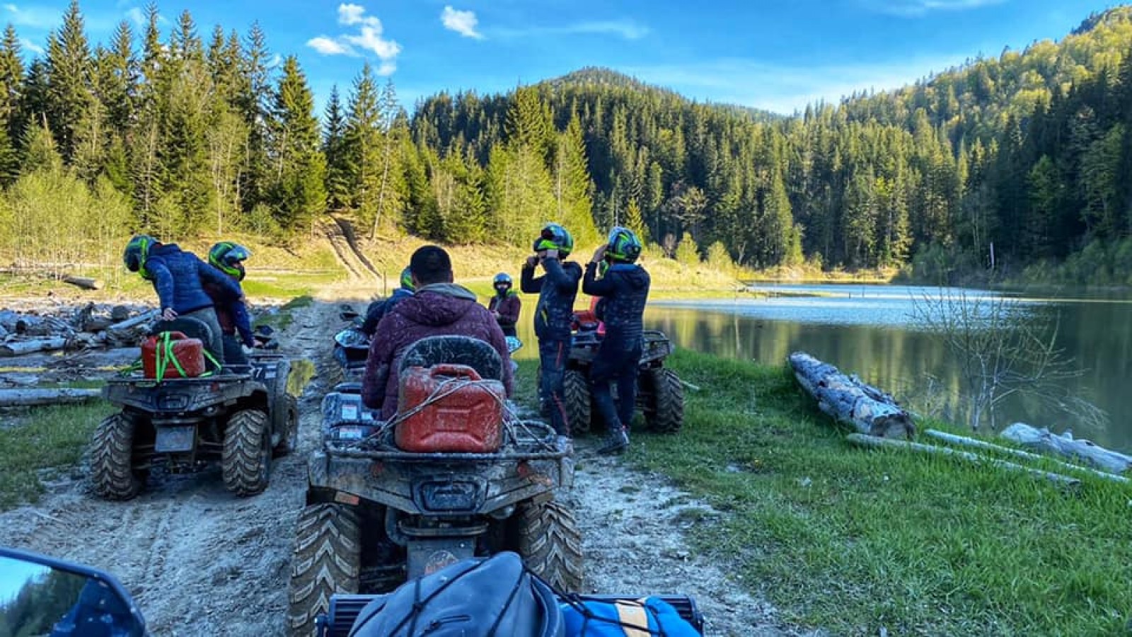 Adrenalină și distracție ATV-Off road. Experiență unică pe patru roți.